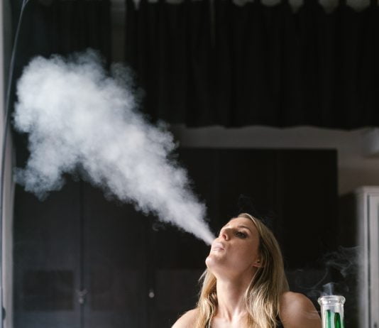 Adulting 101: Understanding the Benefits and Risks of Marijuana Use